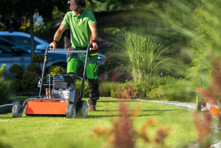Lawn care Canal Fulton, Ohio